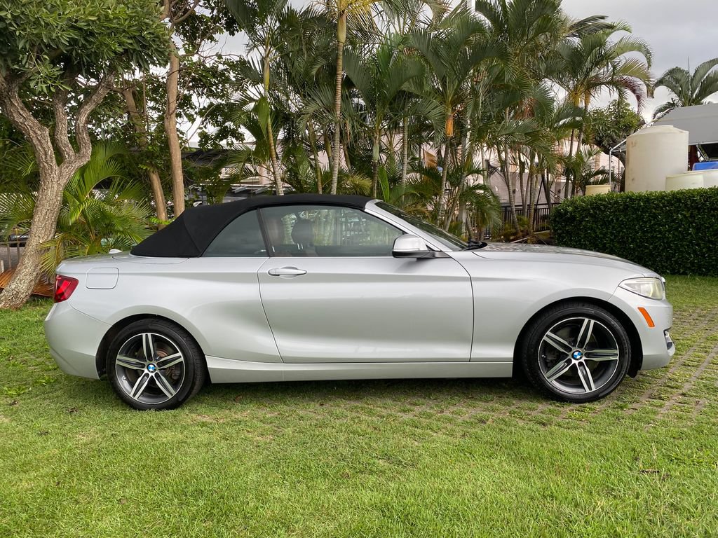 Used 2017 BMW 230i Convertible RWD image 7