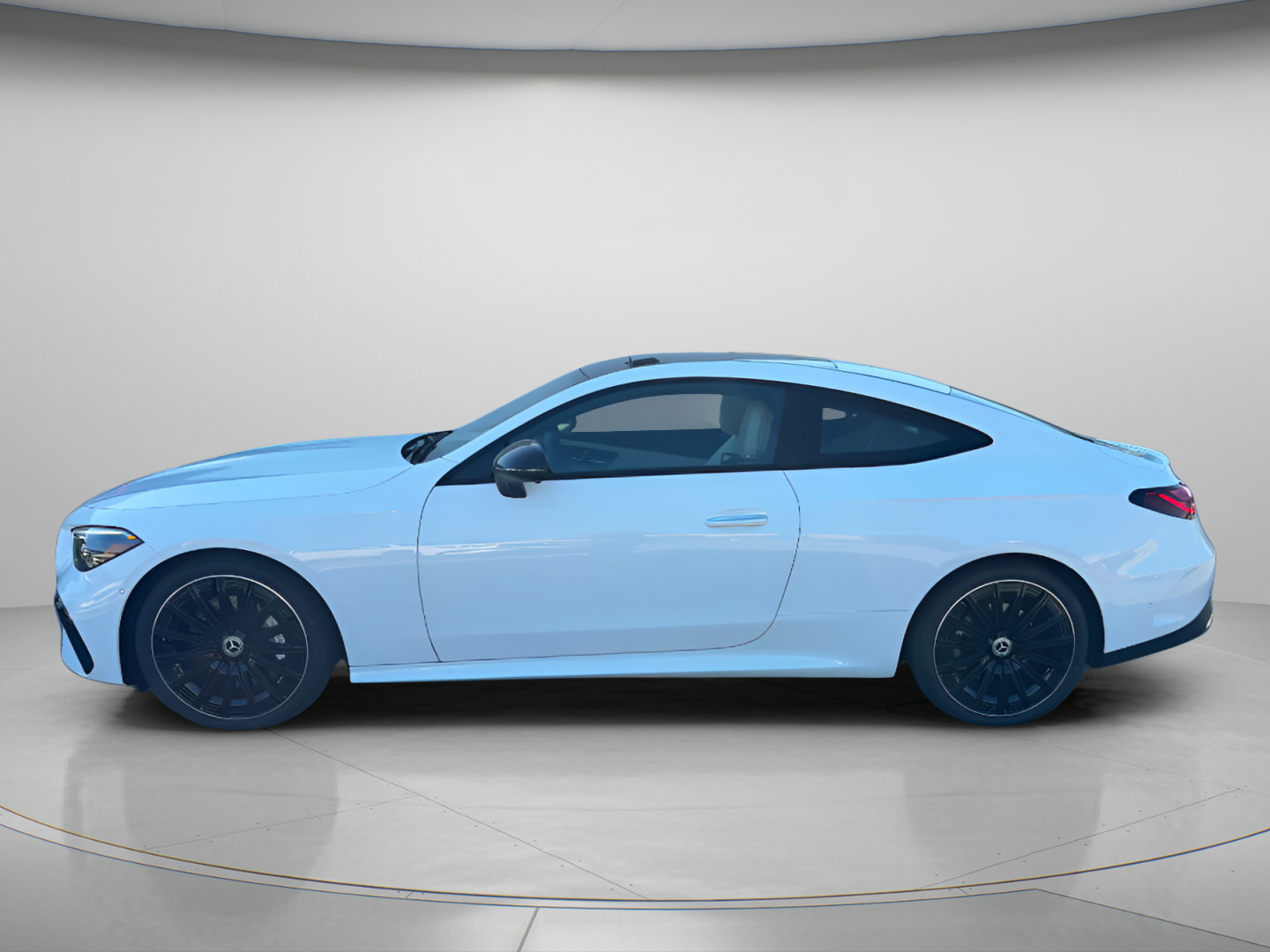 New 2026 Mercedes-Benz CLE 450 4MATIC Coupe image 2