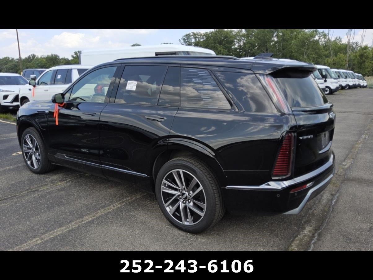 Used 2026 Cadillac Vistiq Sport w/ LPO, Floor Liner Package AWD/4WD image 4