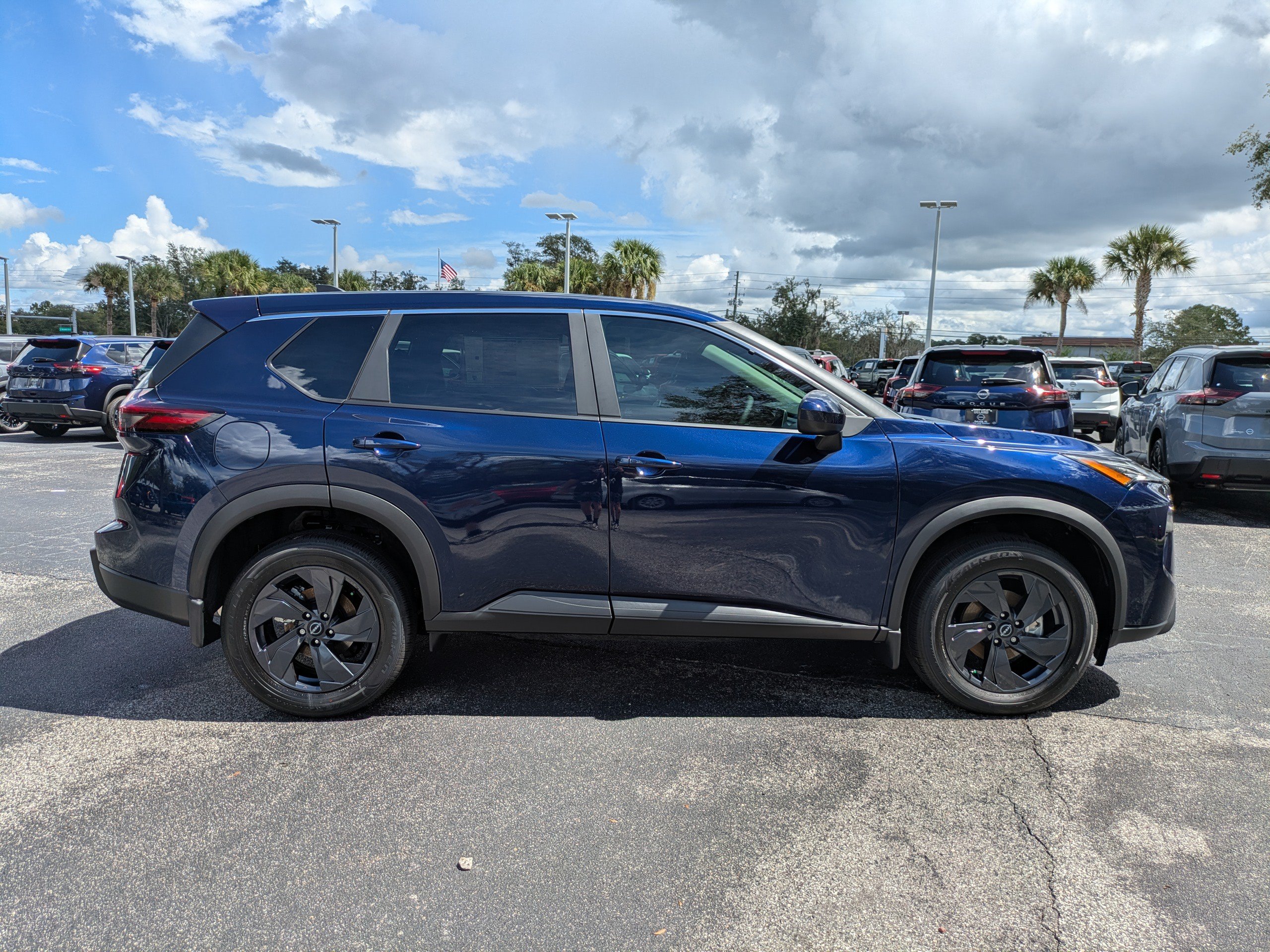 New 2026 Nissan Rogue SV FWD image 3
