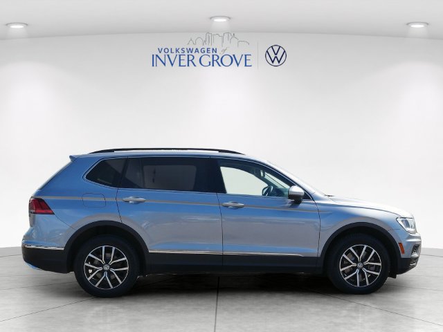 Used 2021 Volkswagen Tiguan SE w/ Panoramic Sunroof Package AWD/4WD image 8