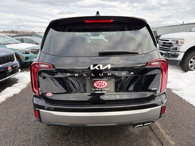 New 2025 Kia Telluride S image 3