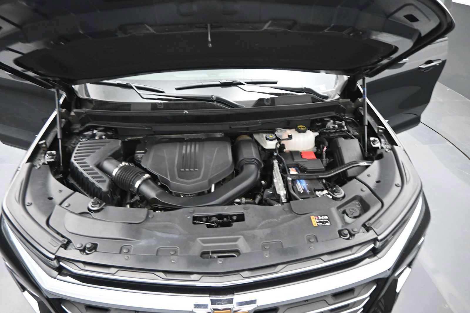 Used 2025 Chevrolet Traverse LT AWD/4WD image 26