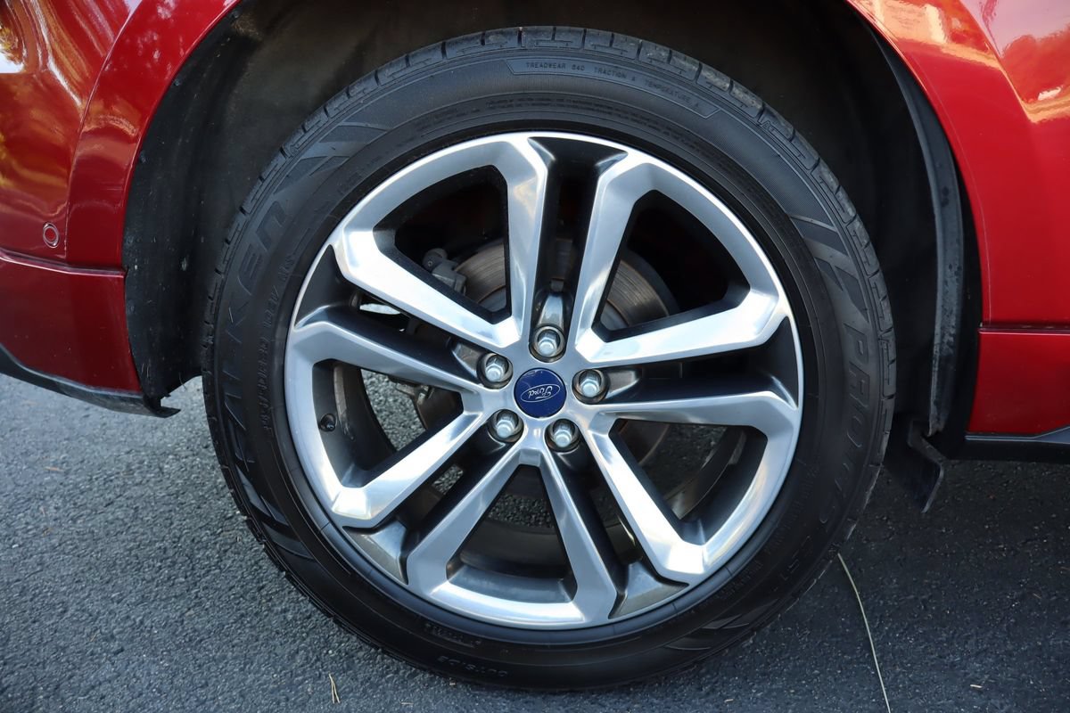Used 2018 Ford Edge Sport w/ Equipment Group 401A AWD/4WD image 43