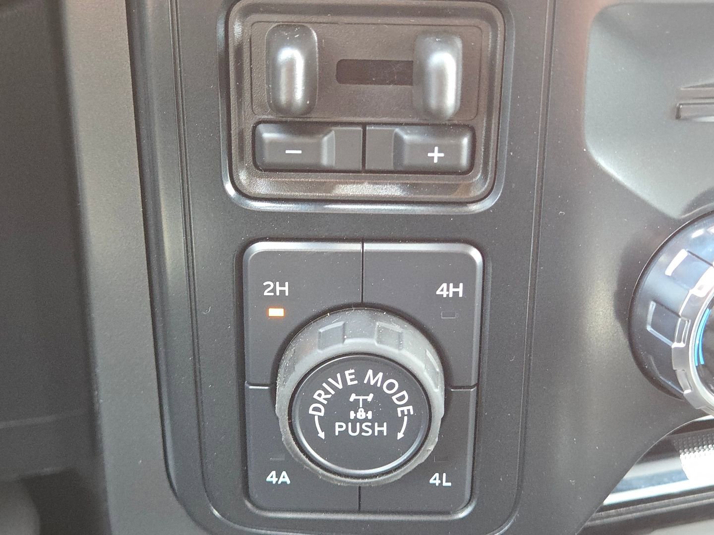 New 2025 Ford F150 Tremor w/ Equipment Group 402A High image 5