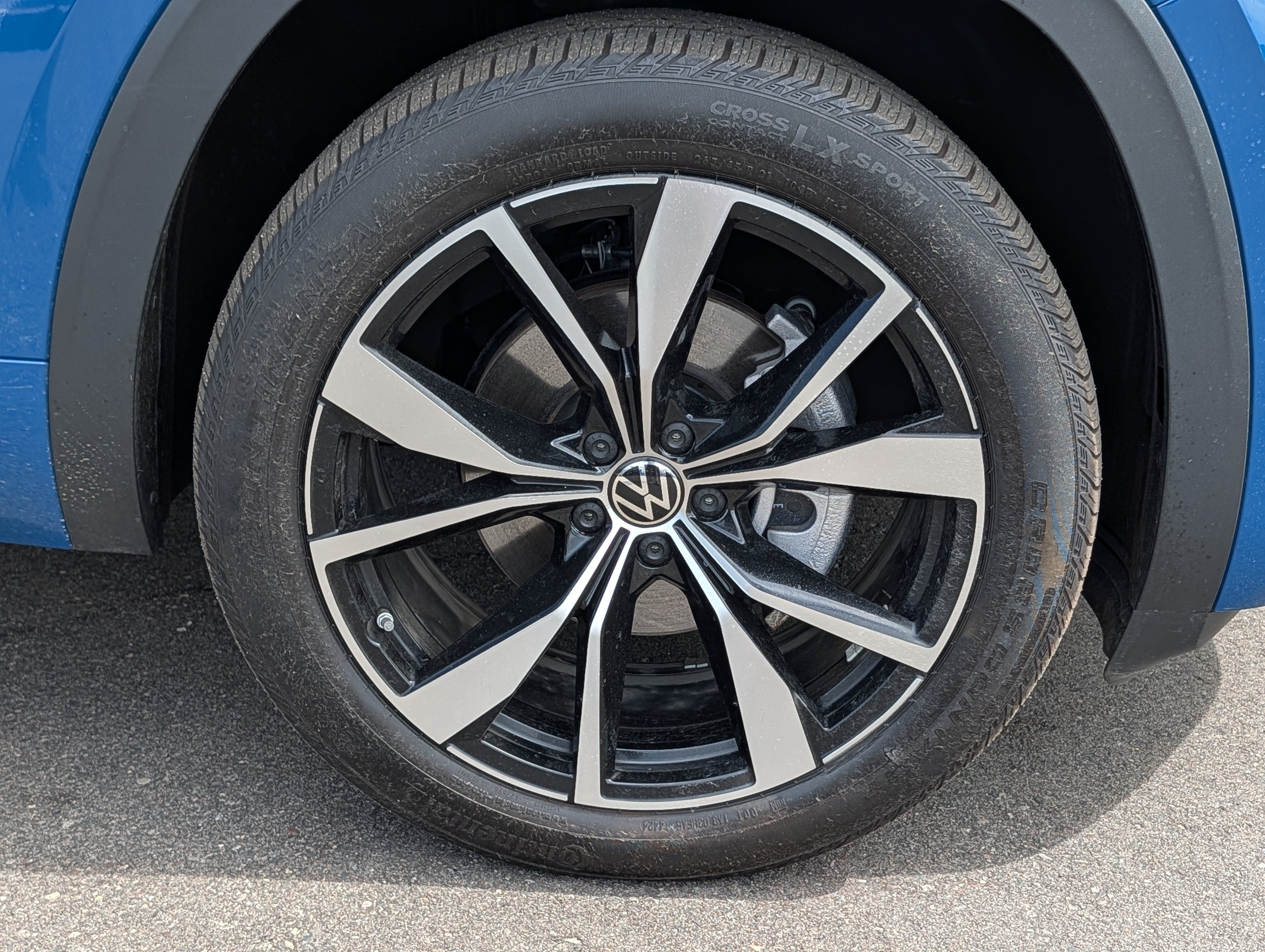 Certified 2025 Volkswagen Atlas SEL Premium R-Line AWD/4WD image 15