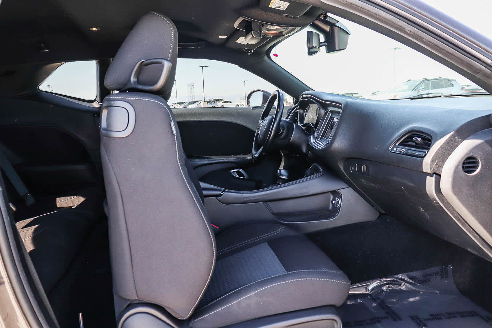 Used 2021 Dodge Challenger SXT image 17