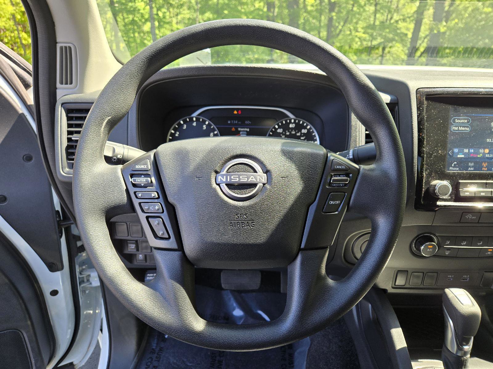 Used 2024 Nissan Frontier S RWD image 15