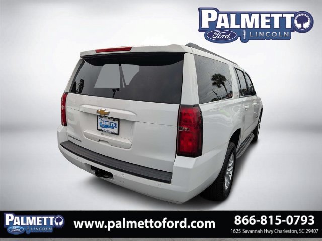Used 2016 Chevrolet Suburban LT RWD image 3