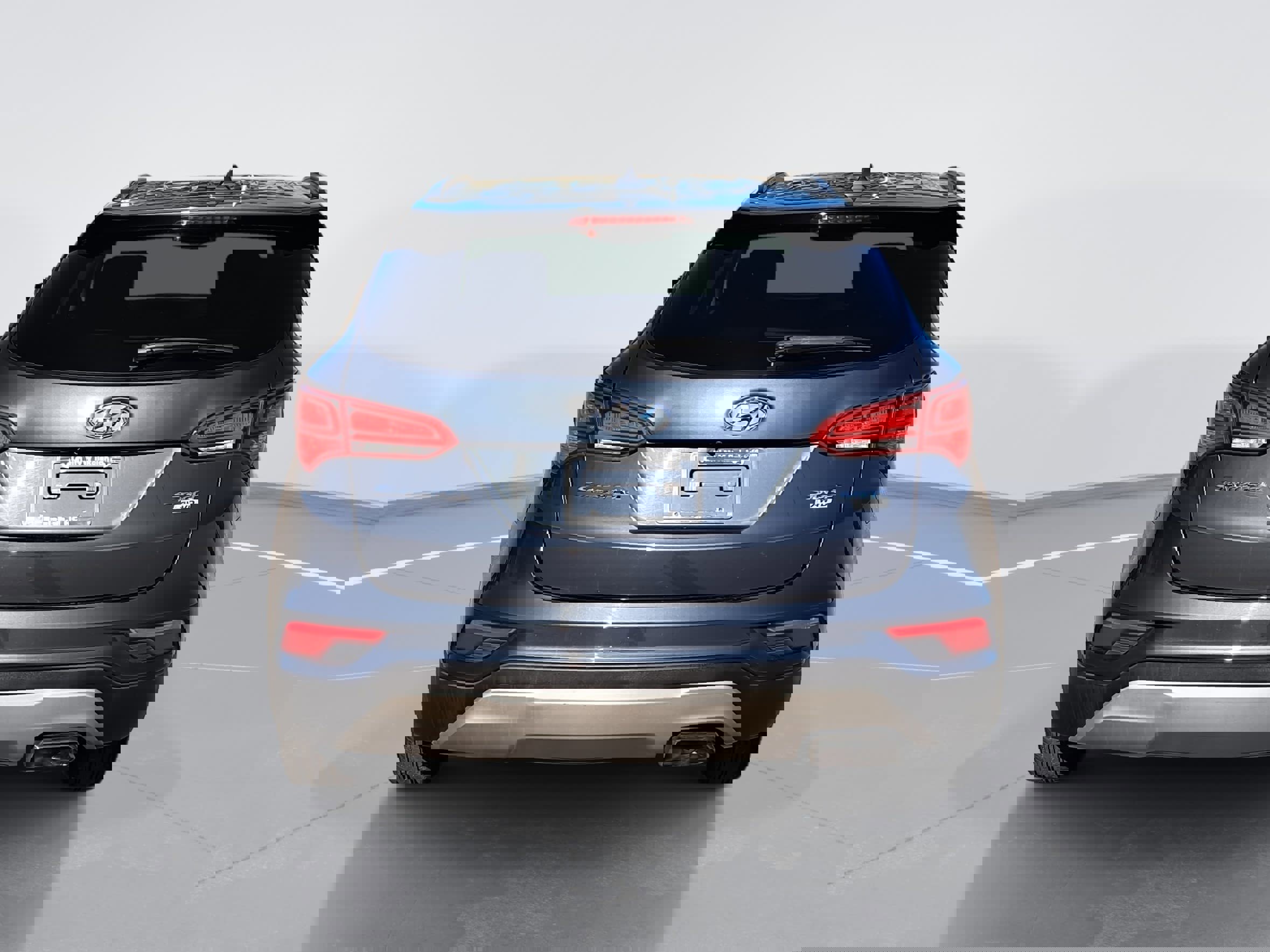 Used 2017 Hyundai Santa Fe Sport image 4