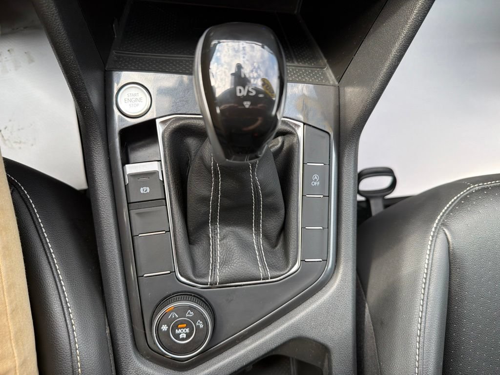 Used 2024 Volkswagen Tiguan Wolfsburg Edition AWD/4WD image 26
