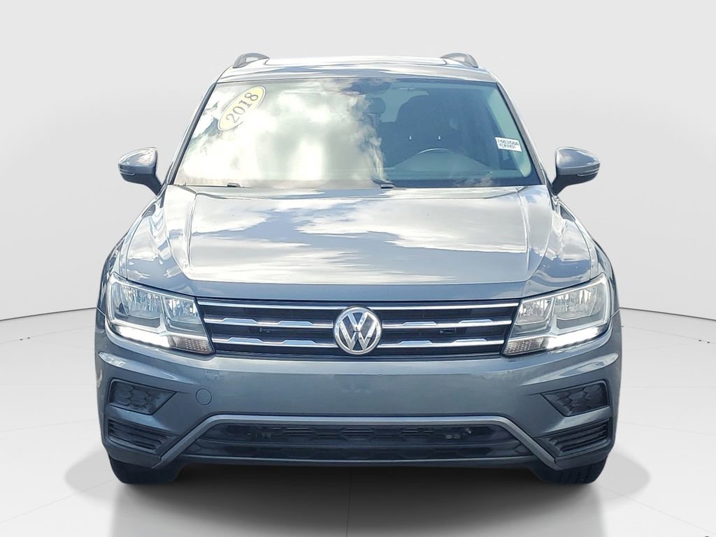 Used 2018 Volkswagen Tiguan SE FWD image 2
