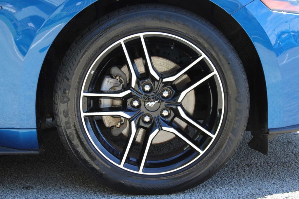 Used 2018 Ford Mustang Premium image 19