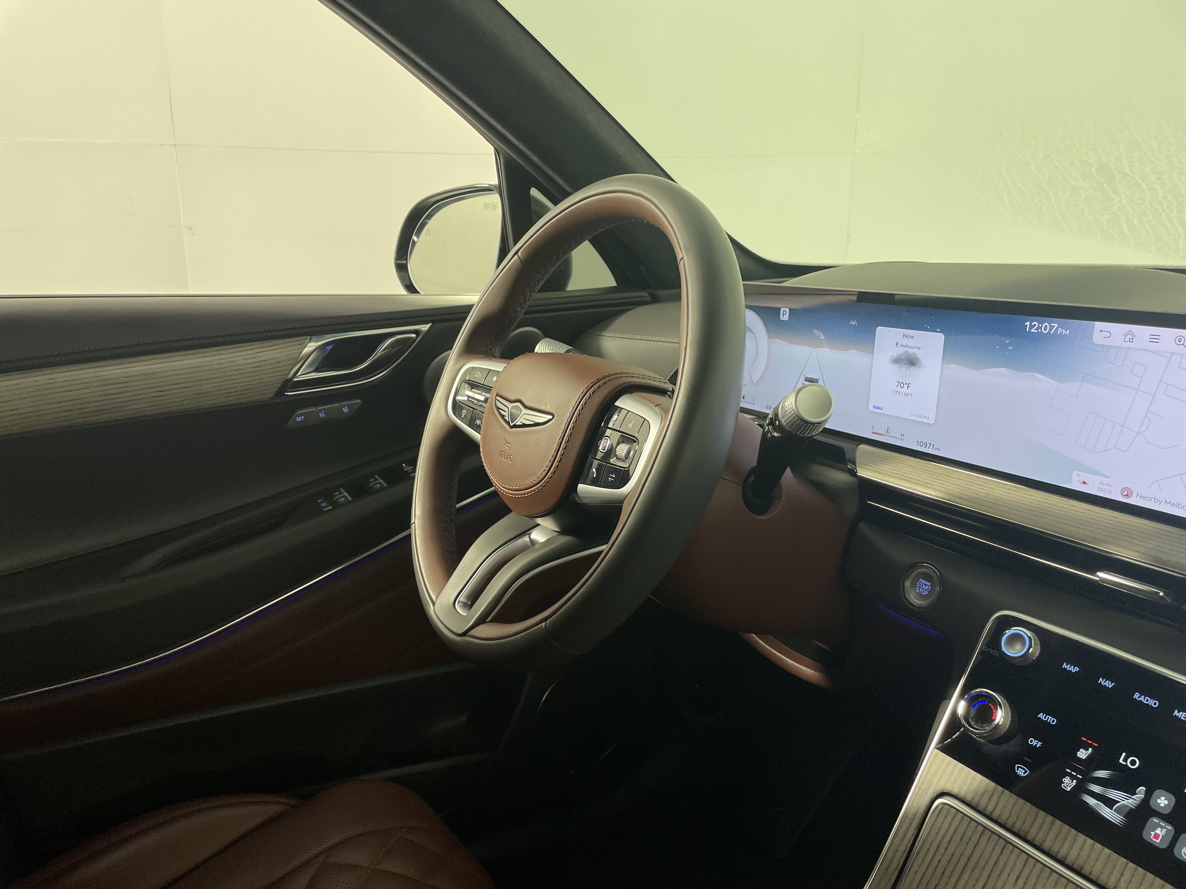 Used 2025 Genesis GV80 3.5T Prestige image 10