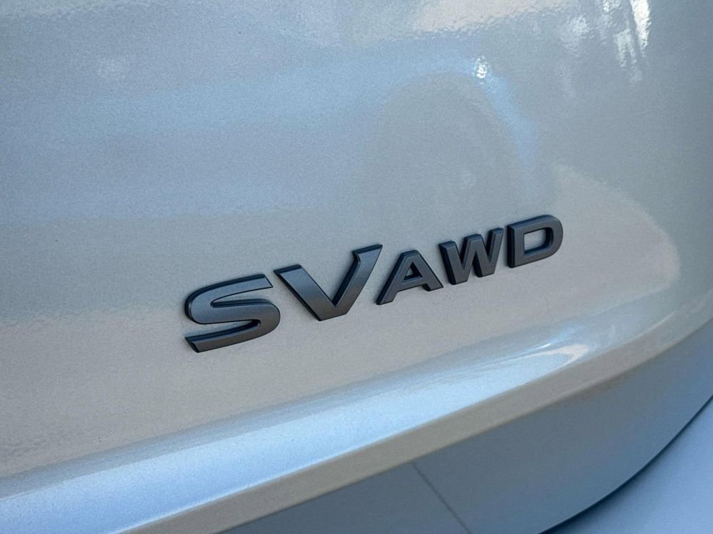 Used 2024 Nissan Rogue SV image 7