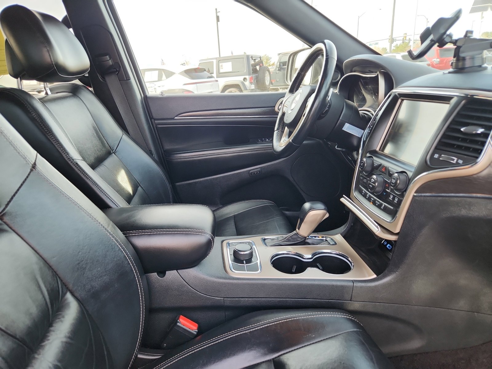 Used 2016 Jeep Grand Cherokee Limited image 19