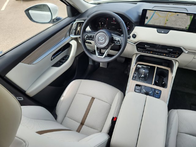 New 2026 MAZDA CX-90 Plug-In Hybrid w/ Premium Plus AWD/4WD image 10