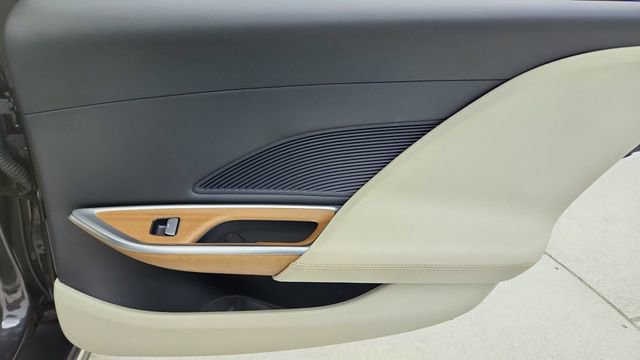 Used 2024 Lucid Air Pure RWD image 27