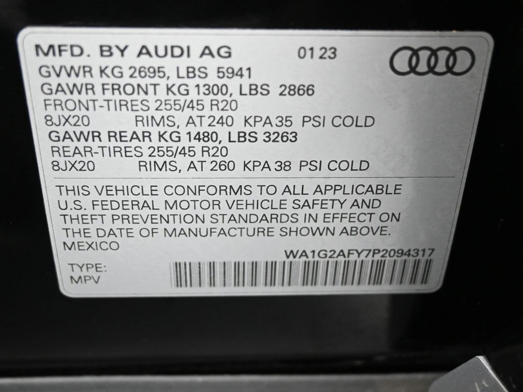 Used 2023 Audi Q5 e Premium w/ Convenience Package image 37