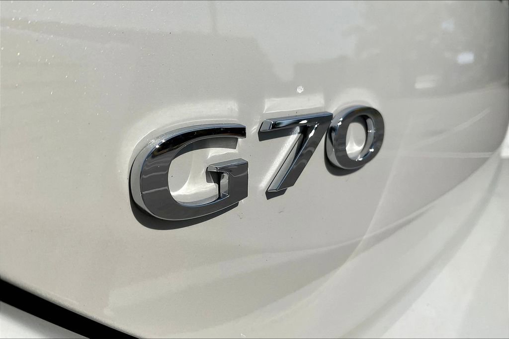 New 2026 Genesis G70 2.5T Prestige image 9