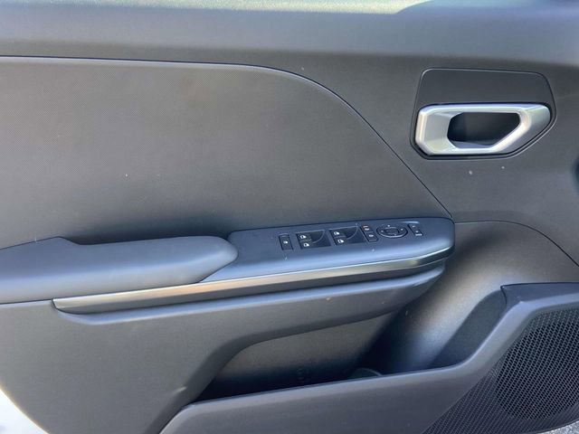 New 2026 Kia K4 FWD image 11