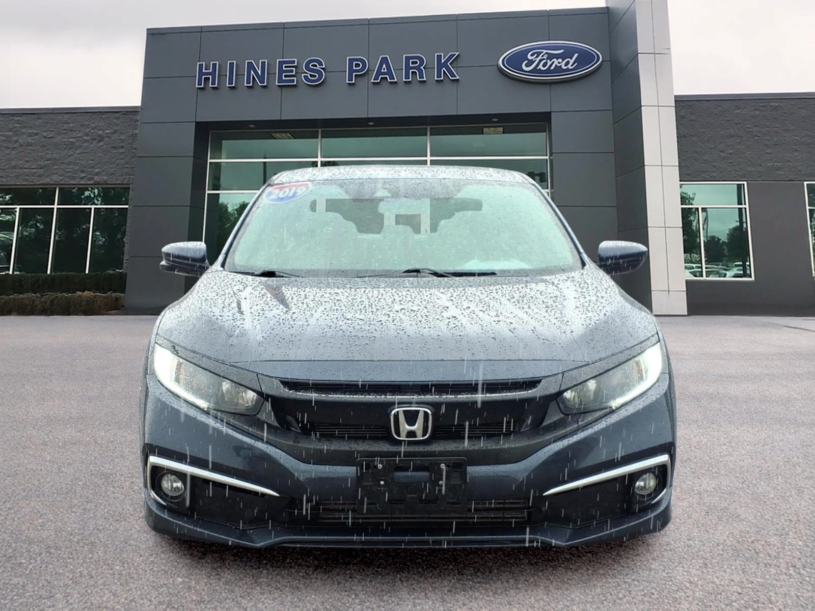 Used 2019 Honda Civic EX image 2