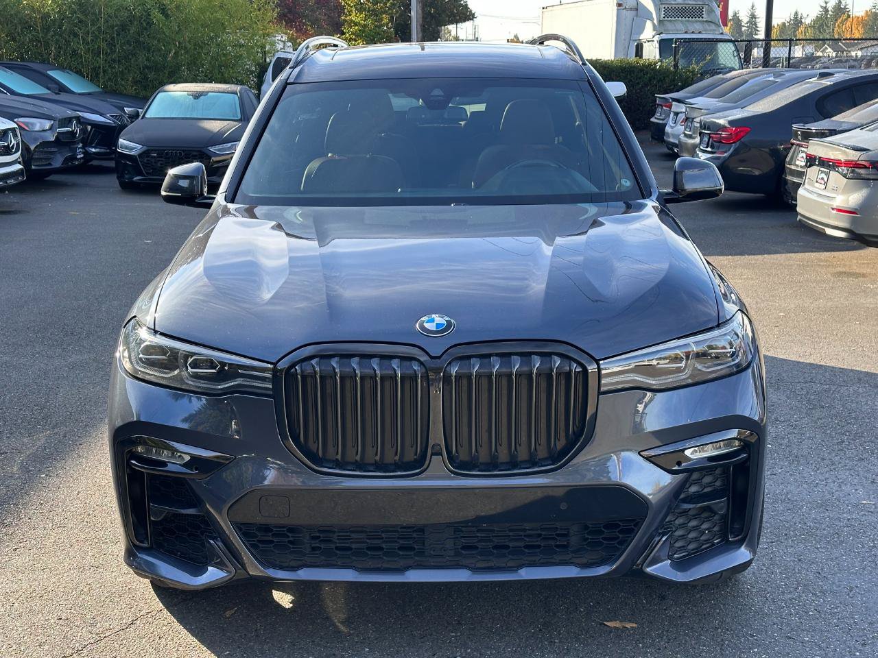 Used 2020 BMW X7 xDrive40i w/ M Sport Package AWD/4WD image 12