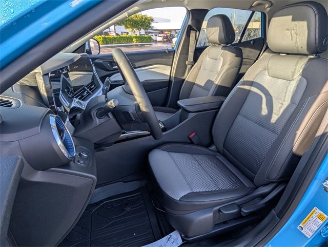 New 2025 Chevrolet Trax LT w/ Driver Confidence Package image 4