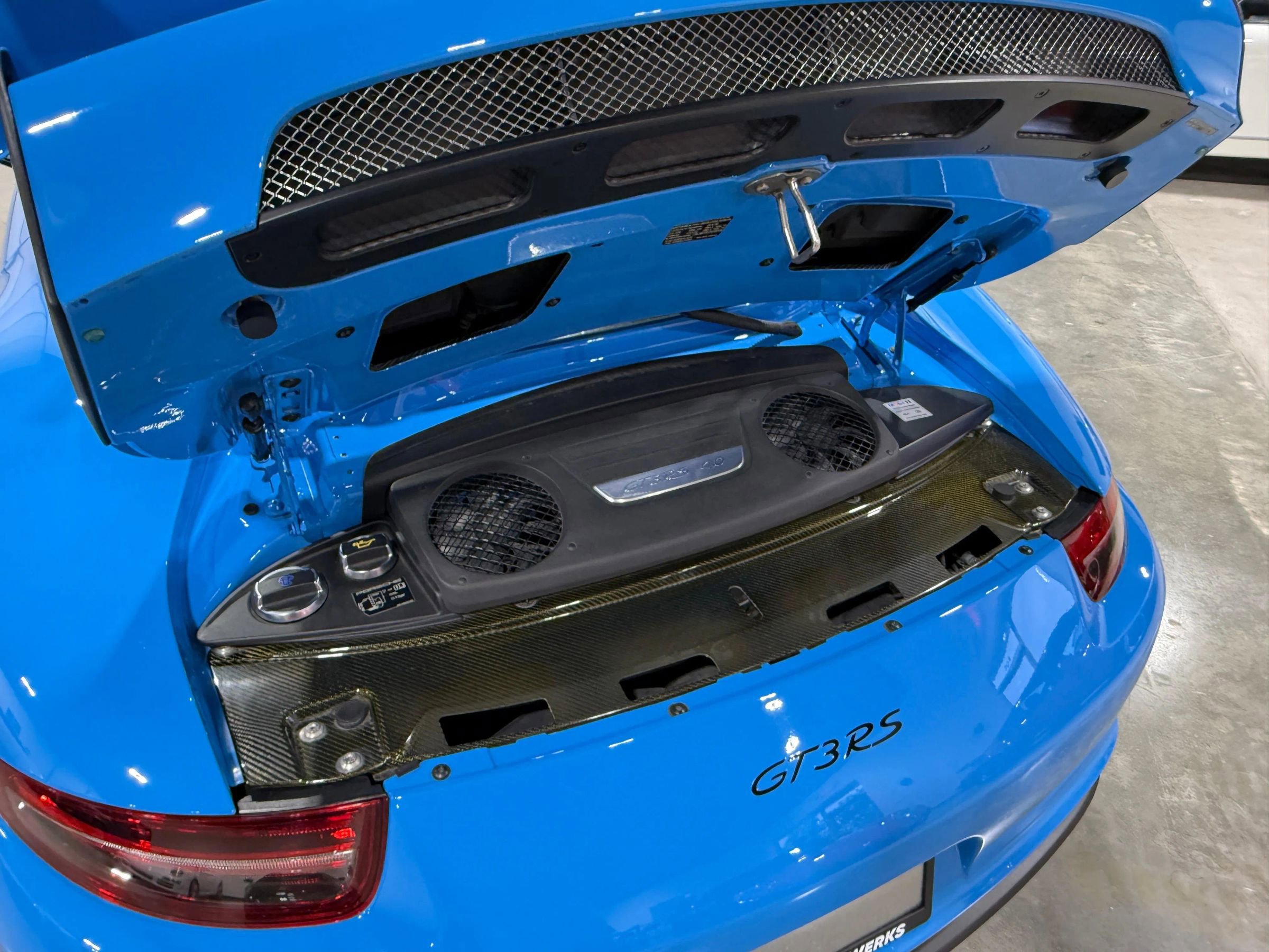 Used 2016 Porsche 911 GT3 RS RWD image 56