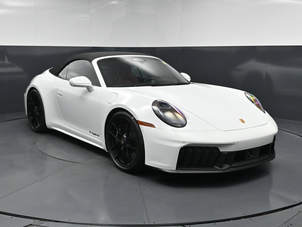 Used 2026 Porsche 911 Carrera GTS RWD image 13