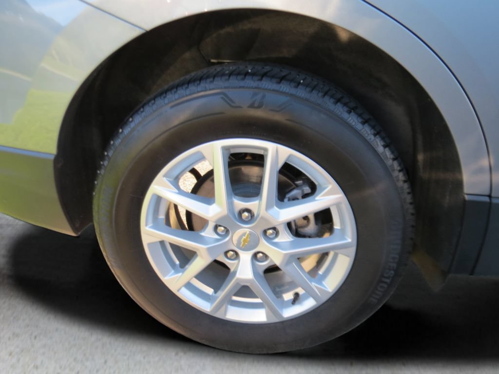 Certified 2024 Chevrolet Equinox LT AWD/4WD image 12