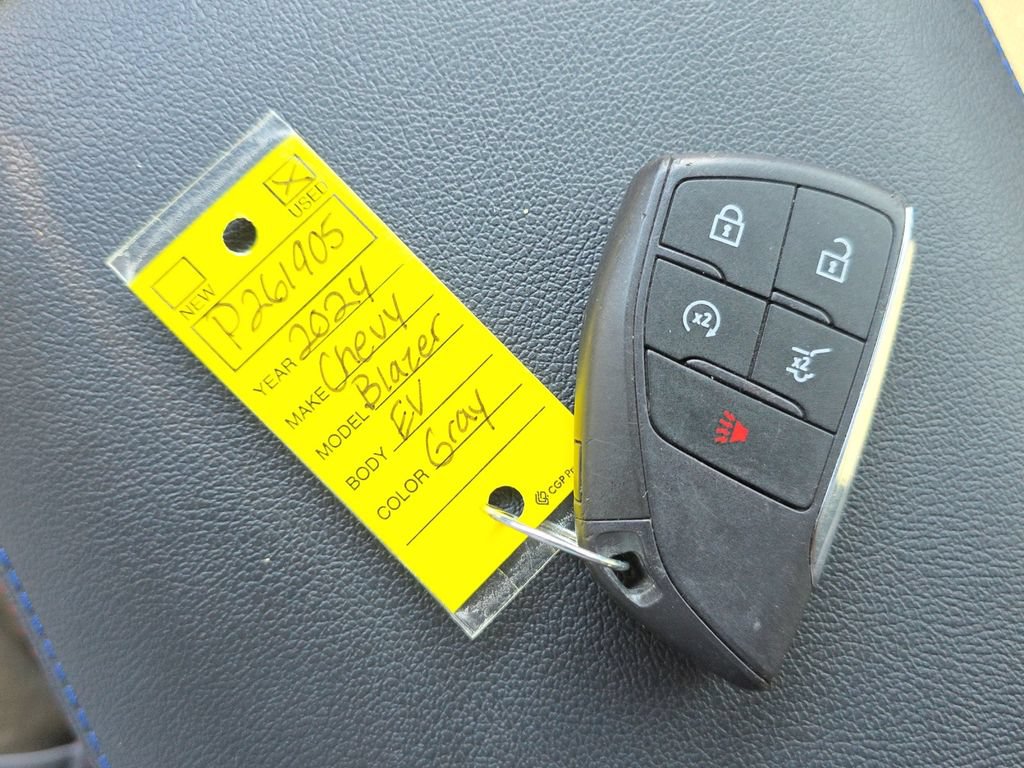 Used 2024 Chevrolet Blazer EV RS RWD image 23
