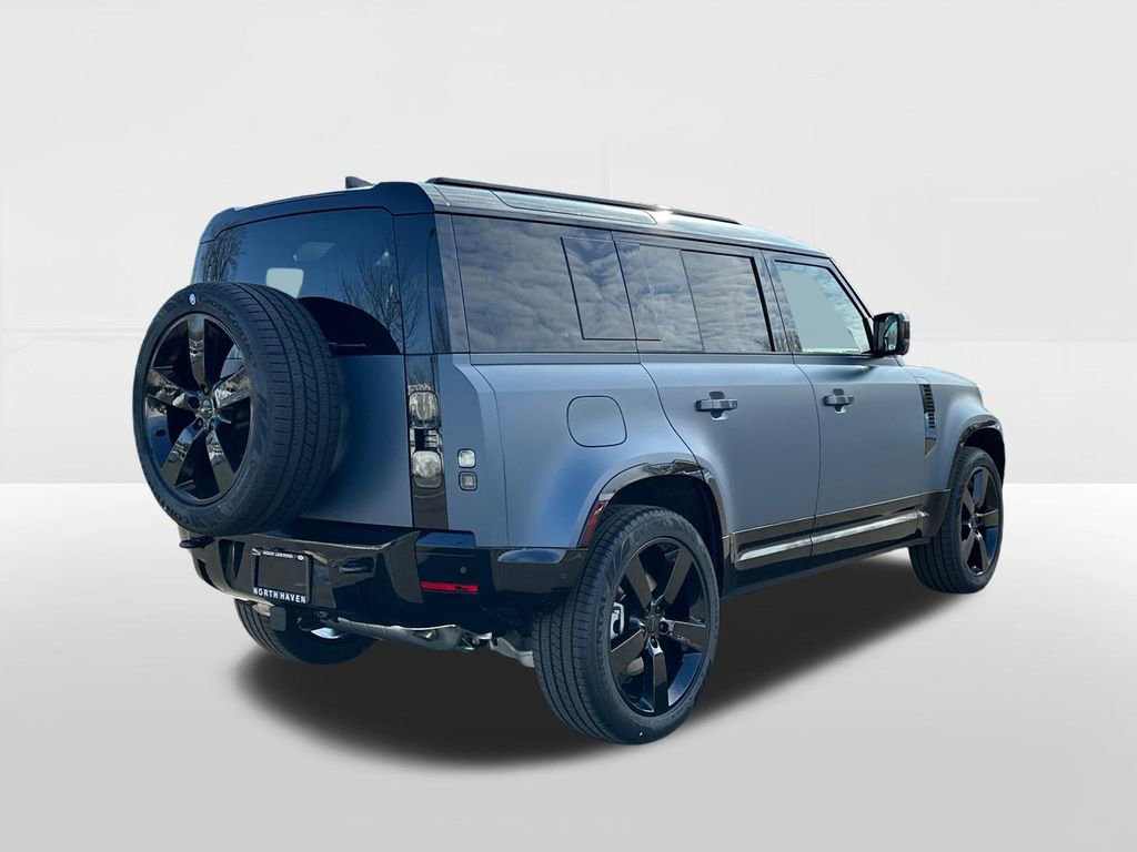 New 2026 Land Rover Defender 110 X-Dynamic SE image 4