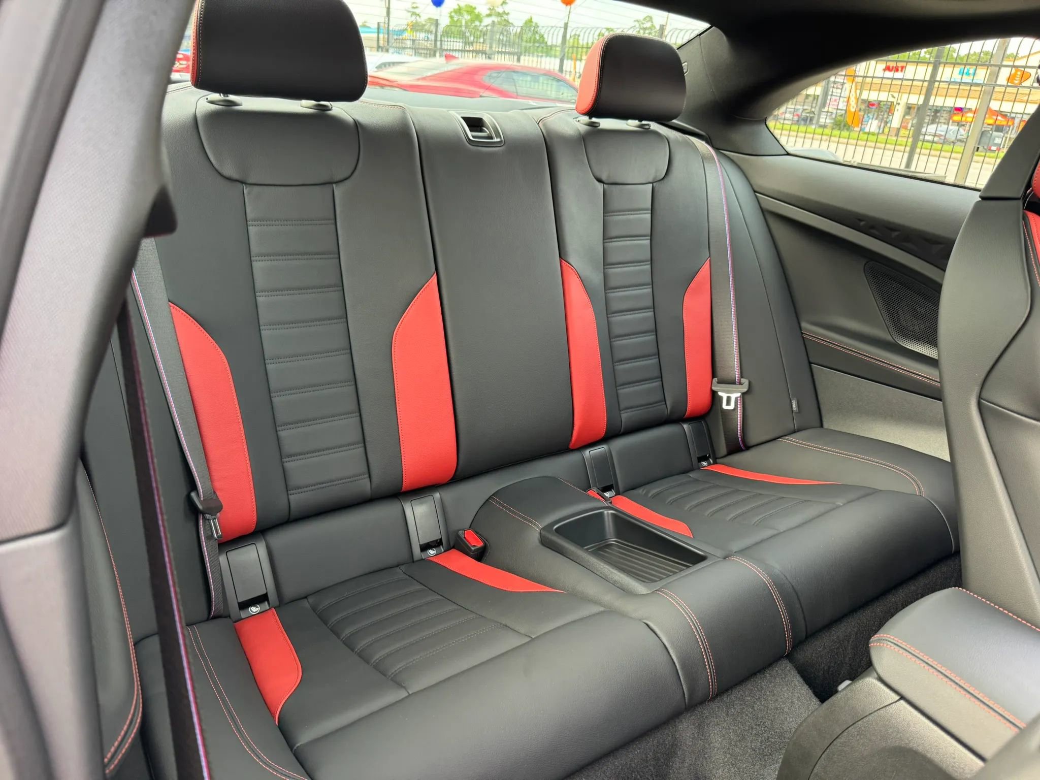 Used 2026 BMW M2 w/ Lighting Package RWD image 31