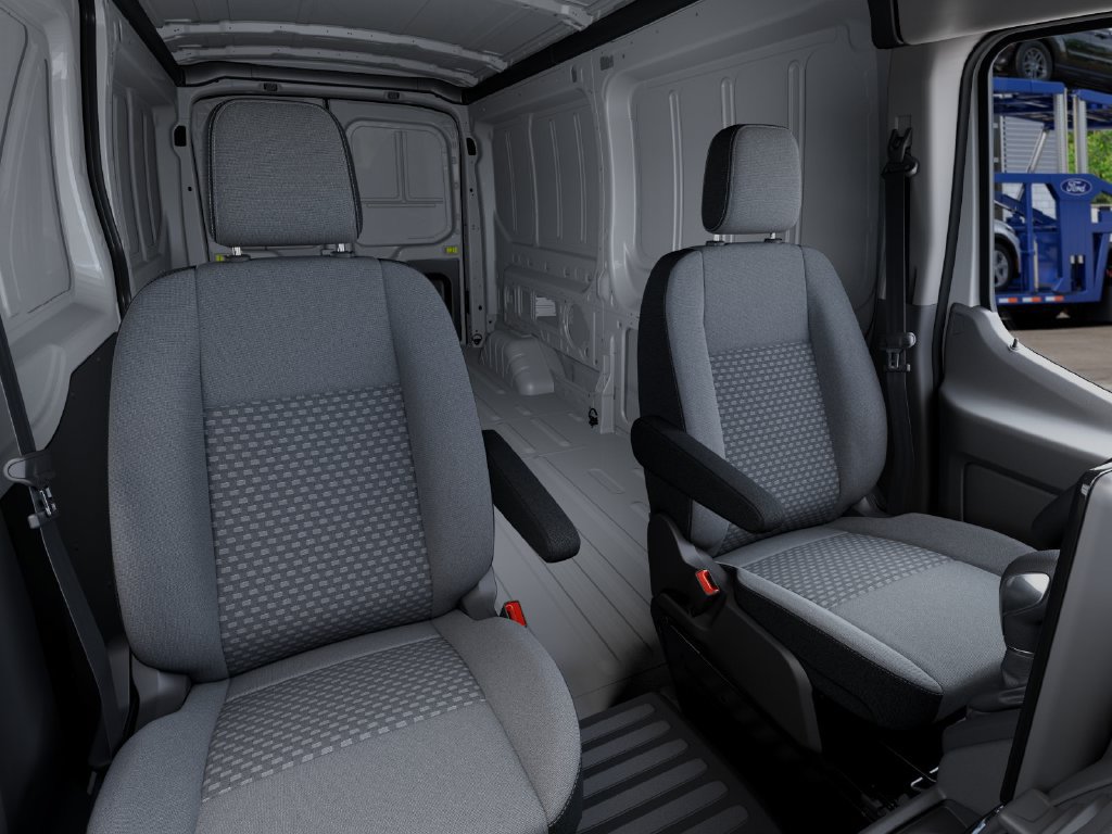 New 2027 Ford Transit 250 148 Medium Roof RWD image 10