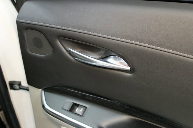 Used 2021 Cadillac XT4 Premium Luxury w/ Sun And Sound Package image 13