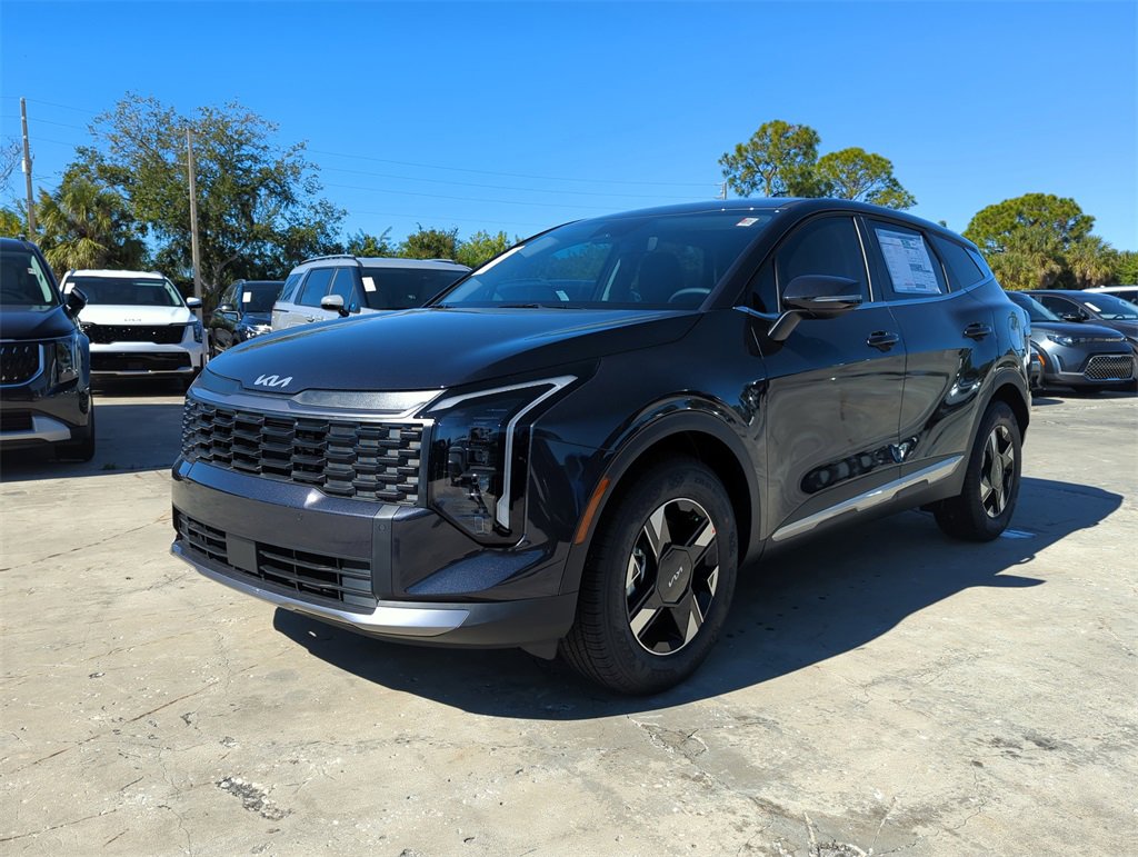 New 2026 Kia Sportage LX image 4