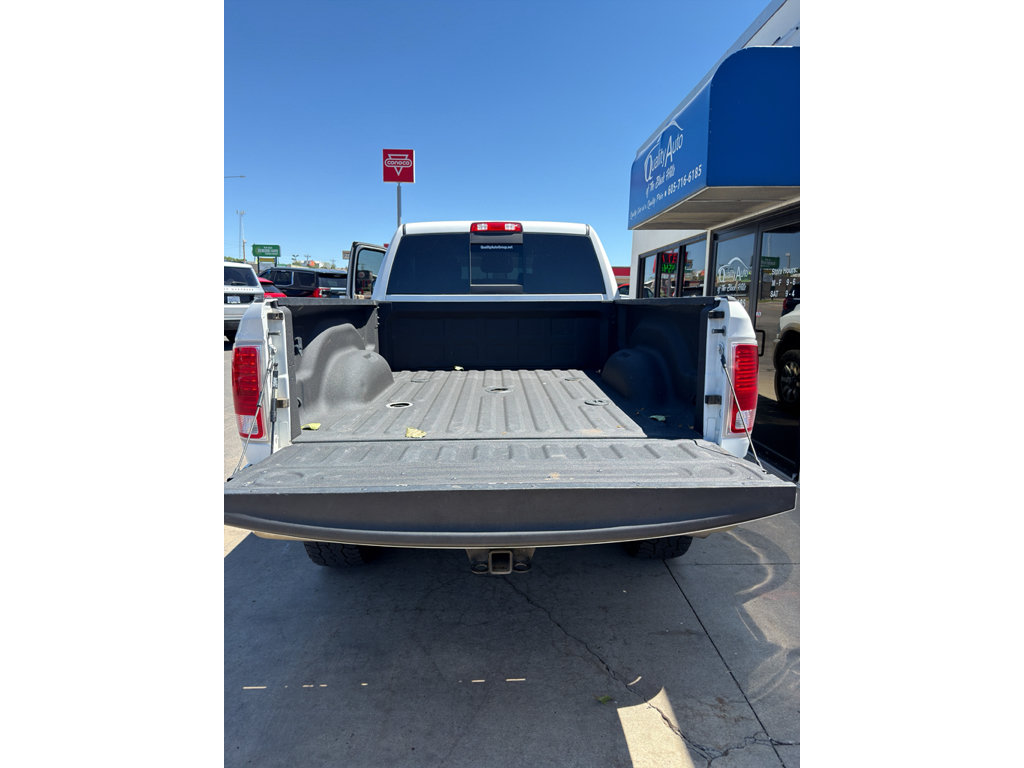 Used 2015 RAM 3500 Laramie Longhorn AWD/4WD image 16