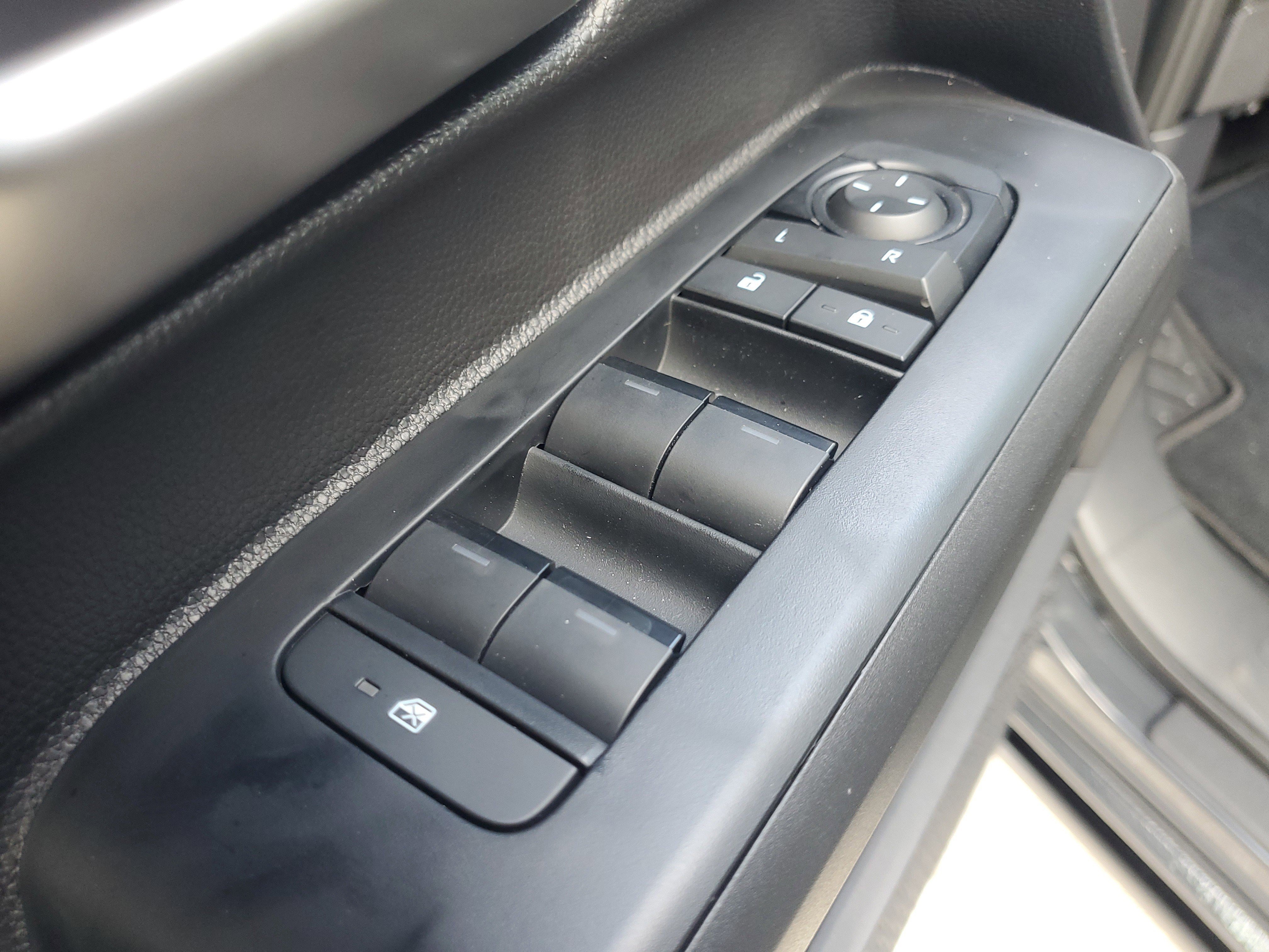 Used 2026 Toyota Tacoma Limited AWD/4WD image 19