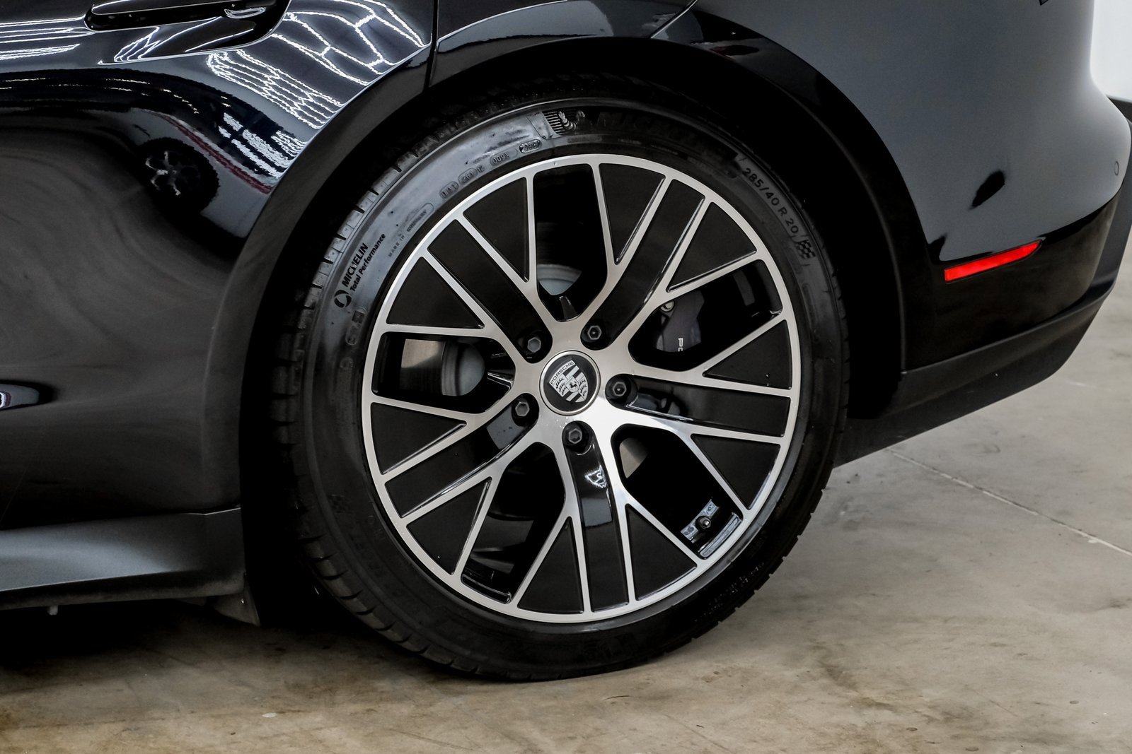 Used 2023 Porsche Taycan image 52