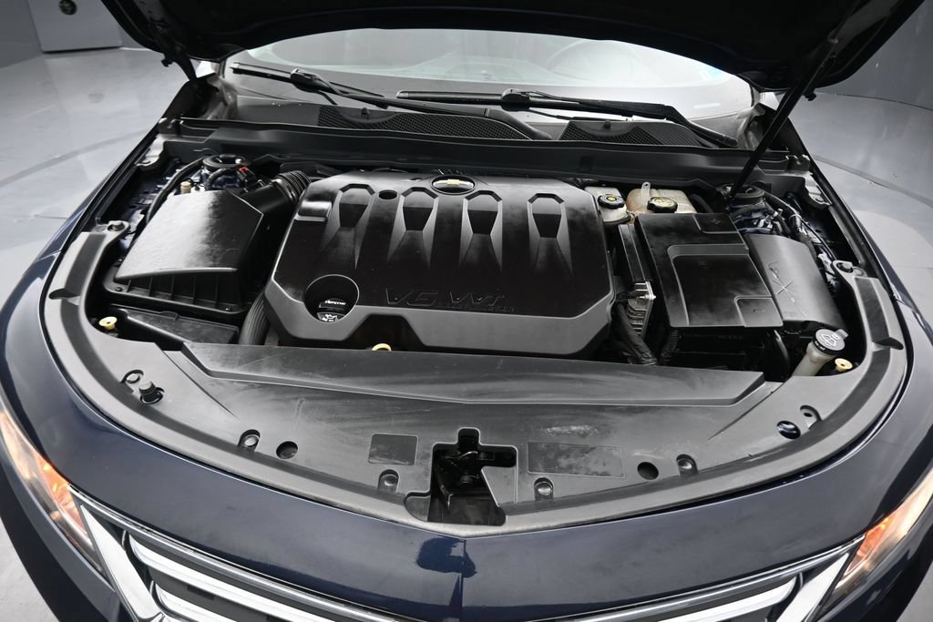 Used 2019 Chevrolet Impala LT FWD image 46