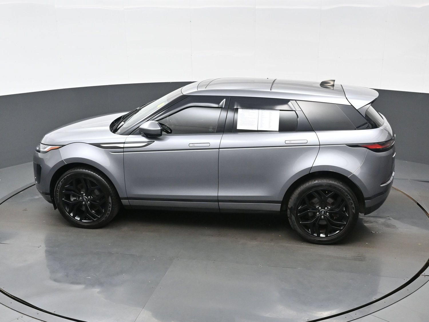 Used 2023 Land Rover Range Rover Evoque S AWD/4WD image 39