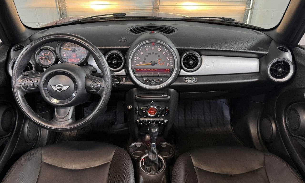 Used 2015 MINI Cooper Convertible image 13
