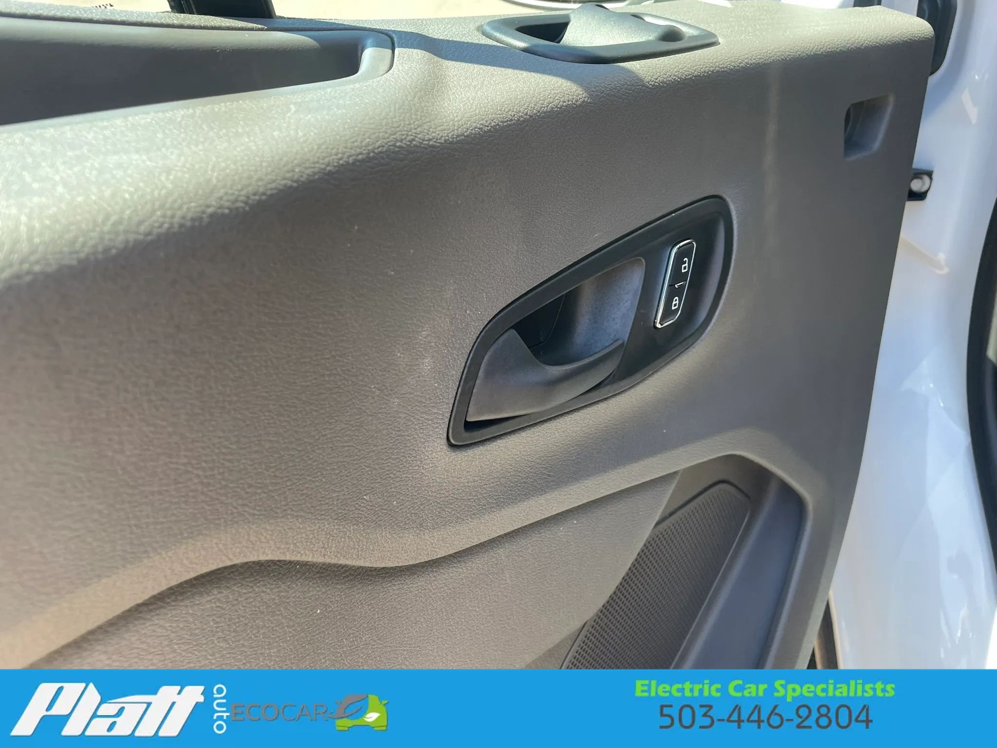 Used 2023 Ford E-Transit Low Roof RWD image 21