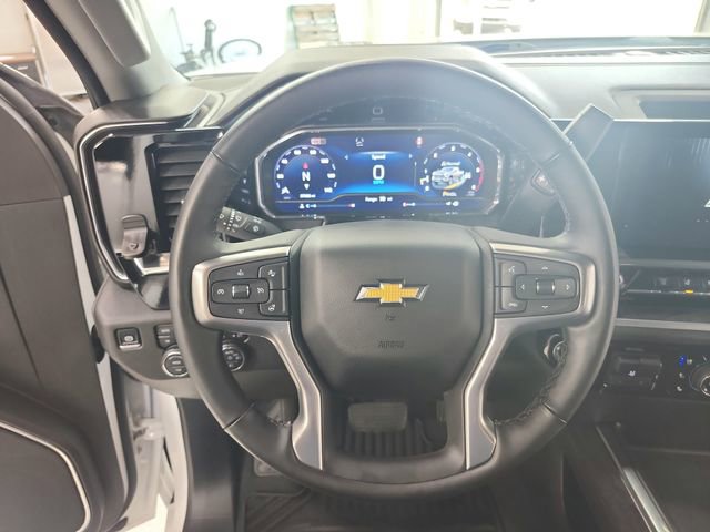 Used 2025 Chevrolet Silverado 2500 LTZ w/ LTZ Convenience Package image 23