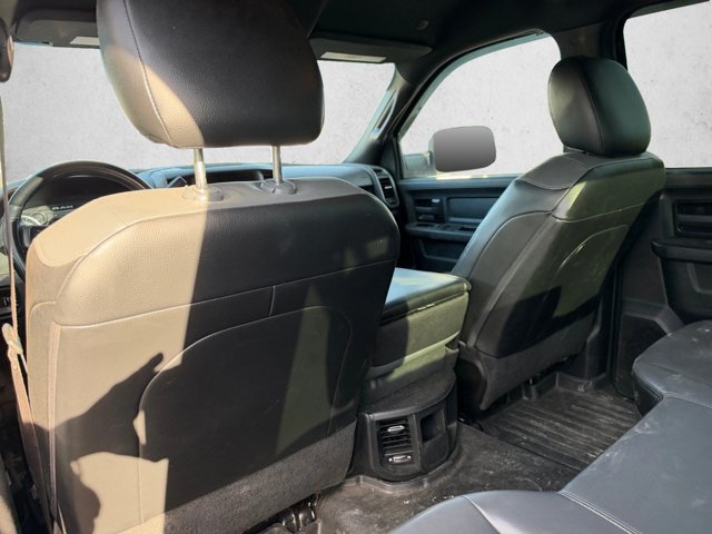 Used 2022 RAM 3500 Tradesman w/ Chrome Appearance Group AWD/4WD image 16