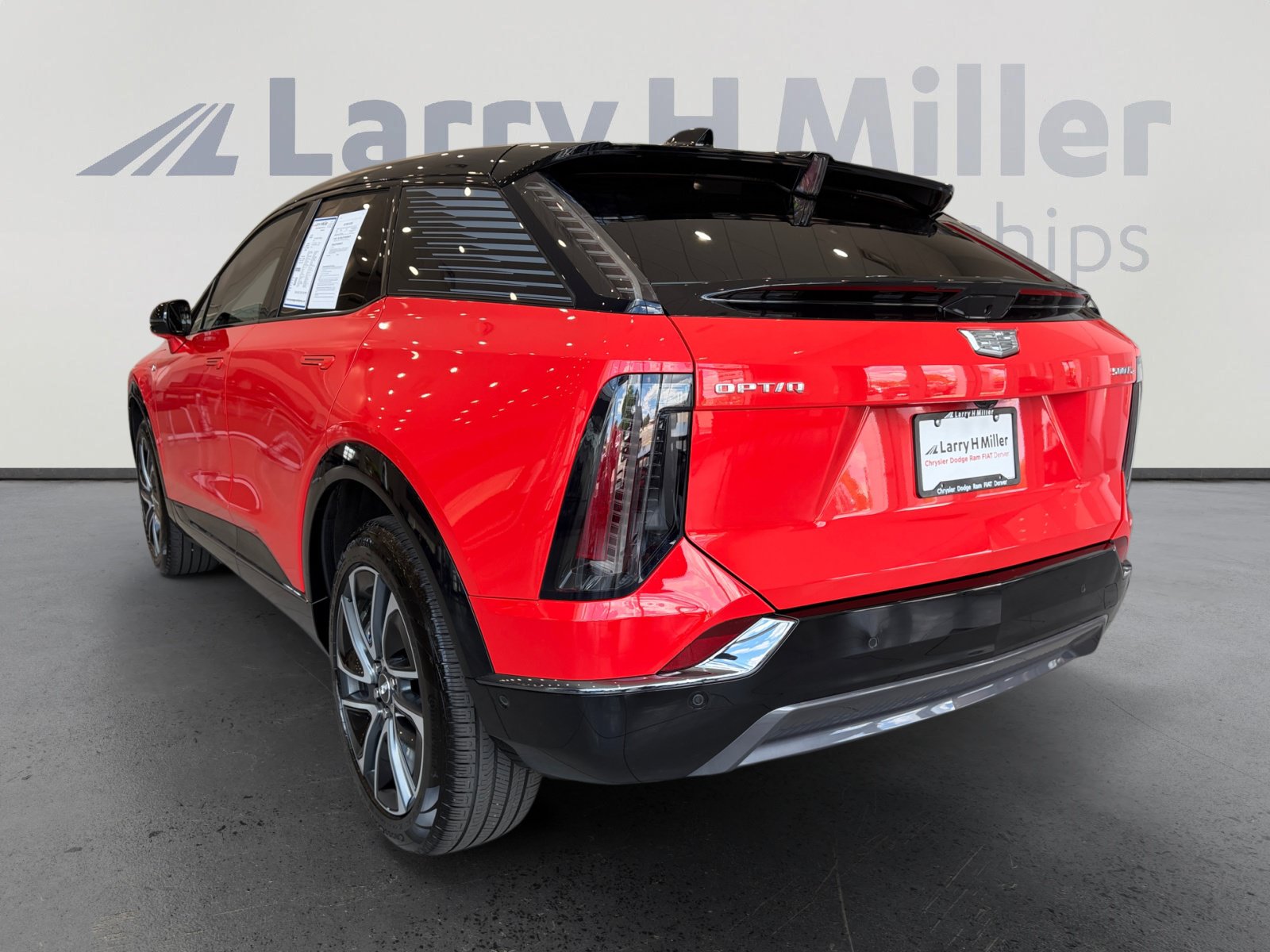 Used 2025 Cadillac Optiq Sport 2 AWD/4WD image 3