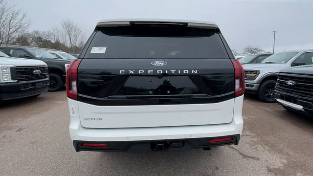 New 2026 Ford Expedition Active AWD/4WD image 3