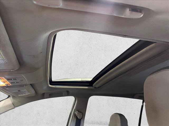 Used 2015 Toyota RAV4 XLE FWD image 9