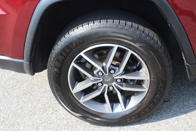 Used 2021 Jeep Grand Cherokee Limited AWD/4WD image 37